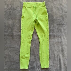 Alo High-Waist 7/8 Checkpoint Legging - Green‎ Apple (XS)
